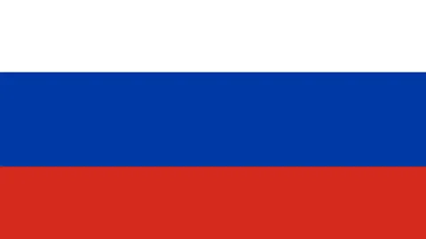 “巴塞罗那违规频发，奥尔莫与维克托转会遇阻，西甲官方强硬回应”