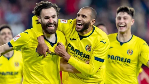 “西部激战正酣：第十名争夺战，季后赛门票悬念迭起！”